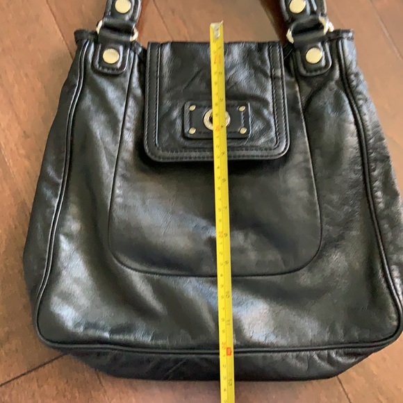 Marc by Marc Jacobs Black Shoulder Bag - Picture 6 of 10